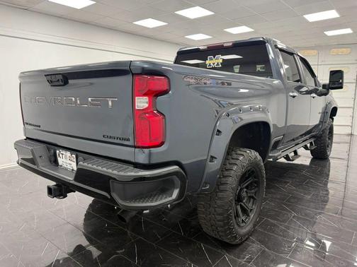 Shadow Gray Metallic 2020 Chevrolet Silverado 2500 Custom