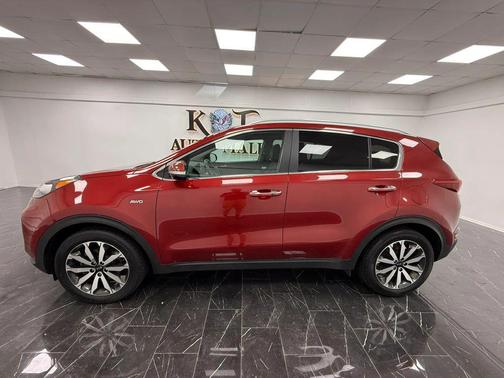 Hyper Red 2017 Kia Sportage EX