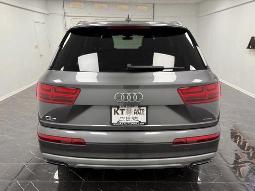 2018 Audi Q7 2.0T Premium Plus