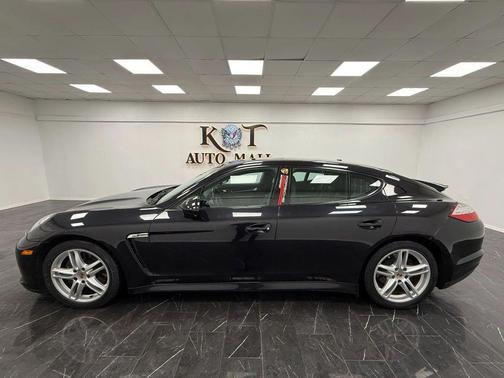 2013 Porsche Panamera 4