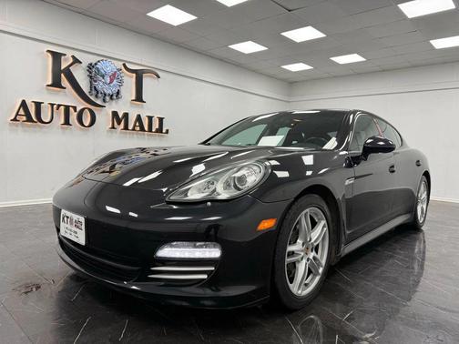 2013 Porsche Panamera 4
