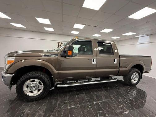Brown 2015 Ford F-250 XLT