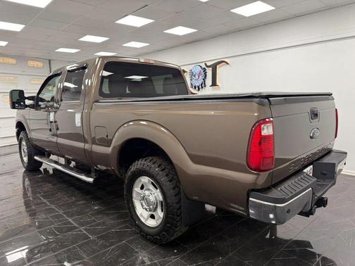 Brown 2015 Ford F-250 XLT