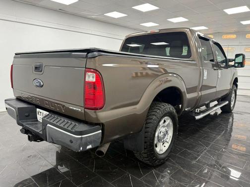 Brown 2015 Ford F-250 XLT