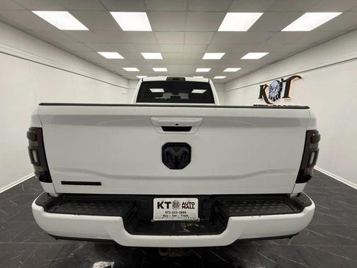 2022 RAM 2500 Big Horn Crew Cab 4x4 6'4' Box