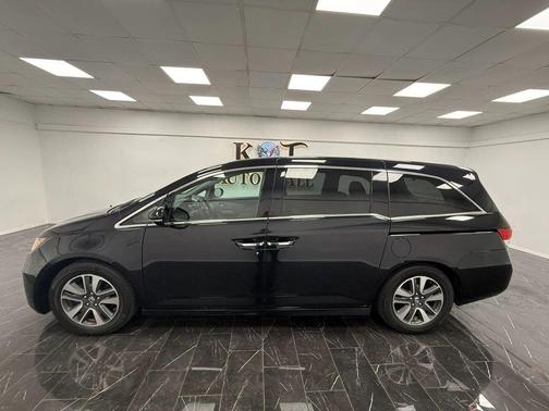 Crystal Black Pearl 2016 Honda Odyssey Touring Elite