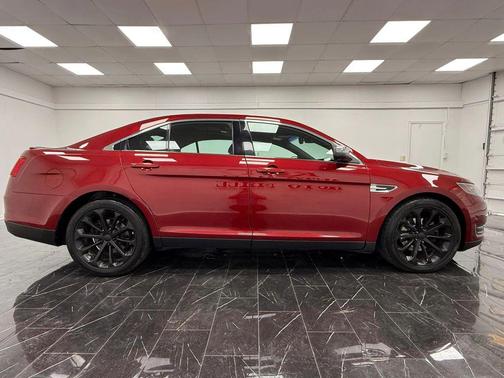 2016 Ford Taurus Limited