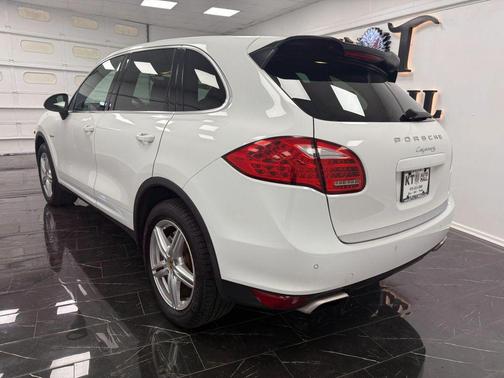 2014 Porsche Cayenne Cayenne S Hybrid
