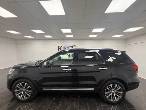 Shadow Black 2016 Ford Explorer Platinum