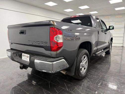 2014 Toyota Tundra SR5