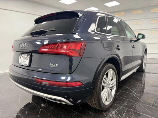 2018 Audi Q5 2.0T Tech Premium