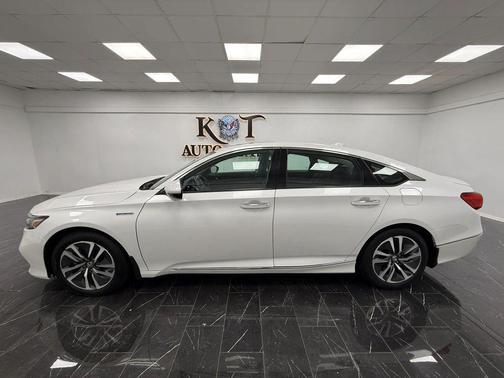 Platinum White Pearl 2019 Honda Accord Hybrid Touring