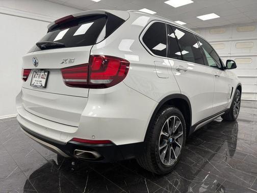 White 2018 BMW X5 xDrive35i