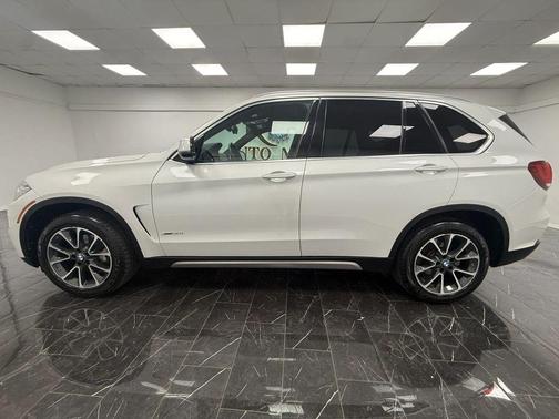 White 2018 BMW X5 xDrive35i