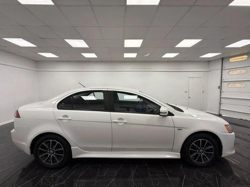 2017 Mitsubishi Lancer SE