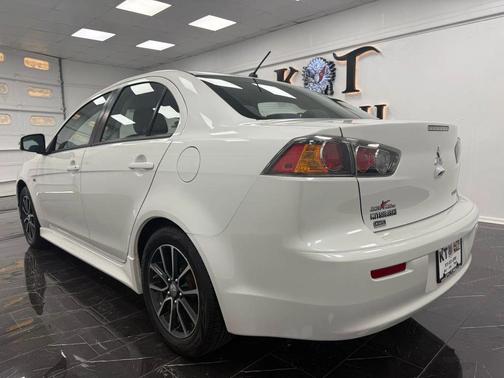 2017 Mitsubishi Lancer SE