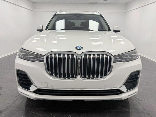 Mineral White Metallic 2020 BMW X7 xDrive40i