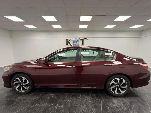 2017 Honda Accord EX-L w/Navigation & Honda Sensing