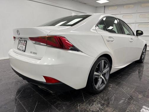 2019 Lexus IS 300 Base