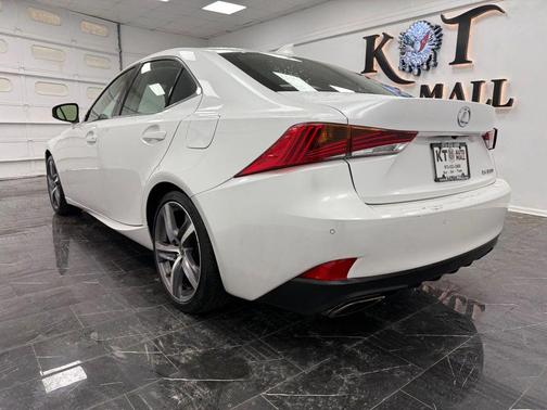 2019 Lexus IS 300 Base