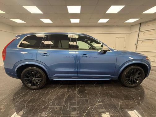 2016 Volvo XC90 T6 R-Design