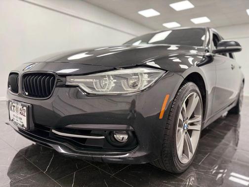 2018 BMW 330 xDrive