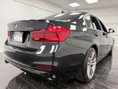 2018 BMW 330 xDrive