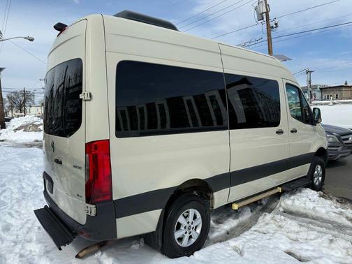 2019 Mercedes-Benz Sprinter 2500 High Roof