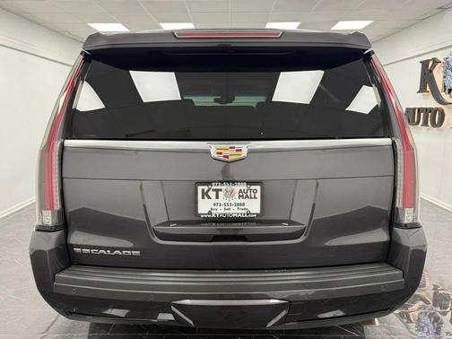 Gray 2016 Cadillac Escalade Luxury