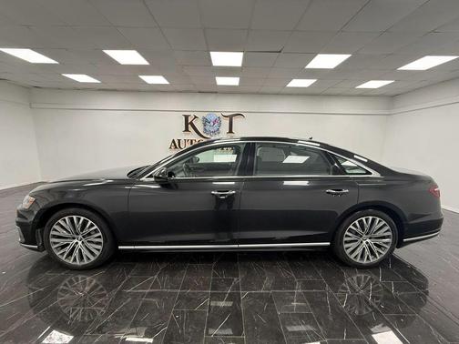 Mythos Black Metallic 2019 Audi A8 L 3.0T