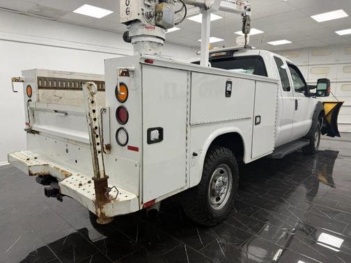 Oxford White 2016 Ford F-350 XL