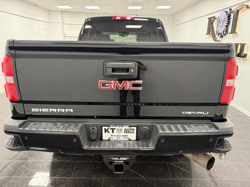 2015 GMC Sierra 2500 Denali