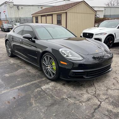2018 Porsche Panamera 4