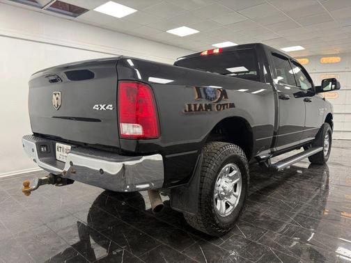 2018 RAM 2500 Tradesman Crew Cab 4x4 6'4' Box