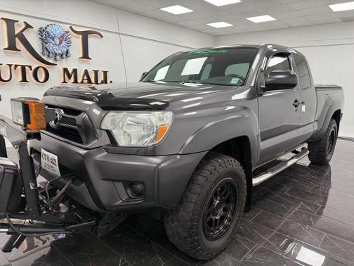 Magnetic Gray Metallic 2015 Toyota Tacoma Base
