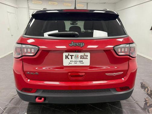 Redline Pearlcoat 2019 Jeep Compass Trailhawk