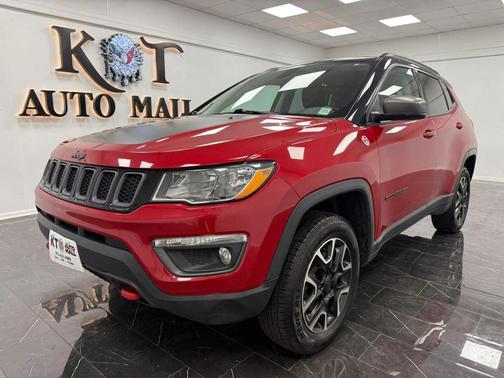 Redline Pearlcoat 2019 Jeep Compass Trailhawk