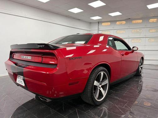 Redline 3 Coat Pearl 2012 Dodge Challenger SRT8 392