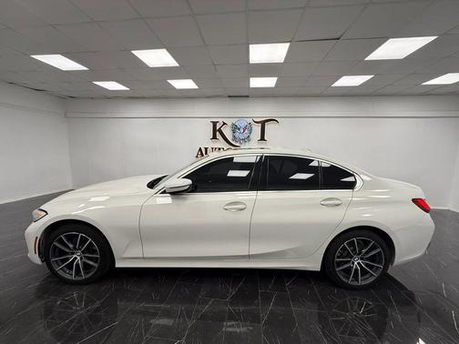 White 2019 BMW 330 xDrive