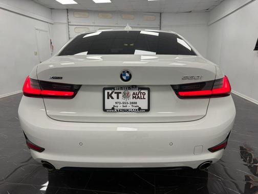 White 2019 BMW 330 xDrive