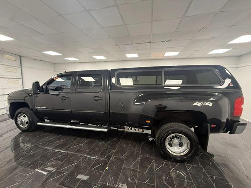Black 2007 Chevrolet Silverado 3500 LTZ Crew Cab