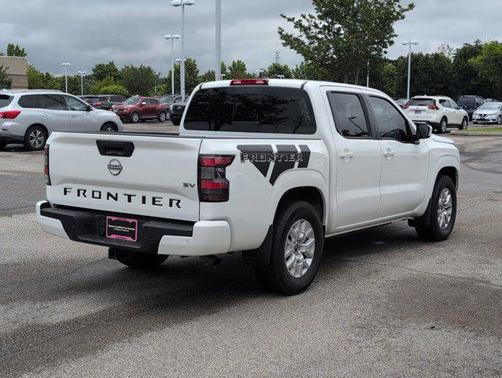 2023 Nissan Frontier SV