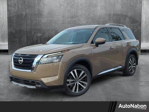 2025 Nissan Pathfinder Platinum 4WD