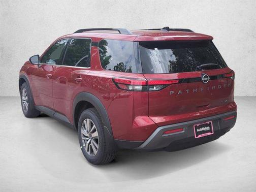Scarlet Ember Tintcoat 2026 Nissan Pathfinder SL