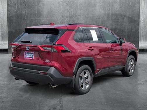 2024 Toyota RAV4 Hybrid XLE