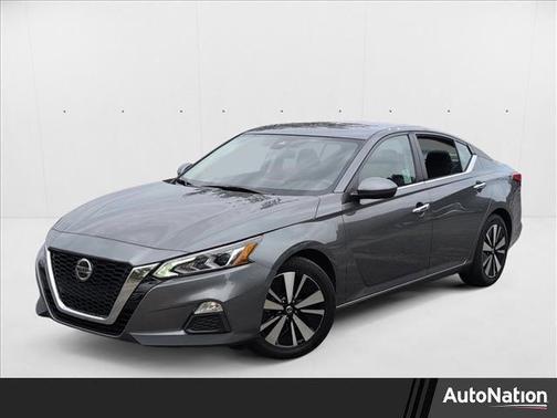 2021 Nissan Altima 2.5 SV