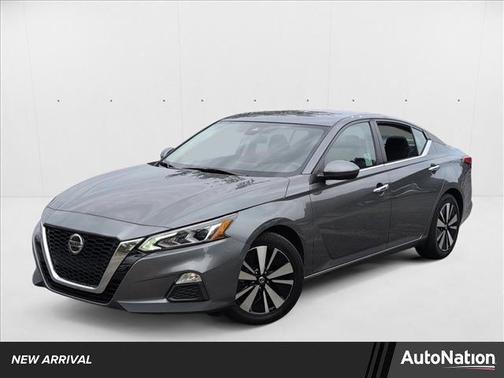2021 Nissan Altima 2.5 SV