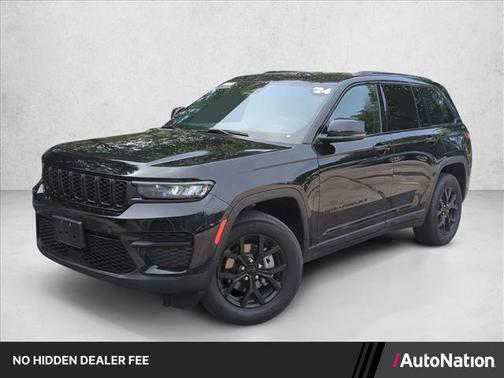 Diamond Black Crystal Pearlcoat 2024 Jeep Grand Cherokee Altitude
