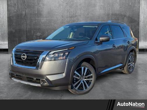 2025 Nissan Pathfinder Platinum 4WD
