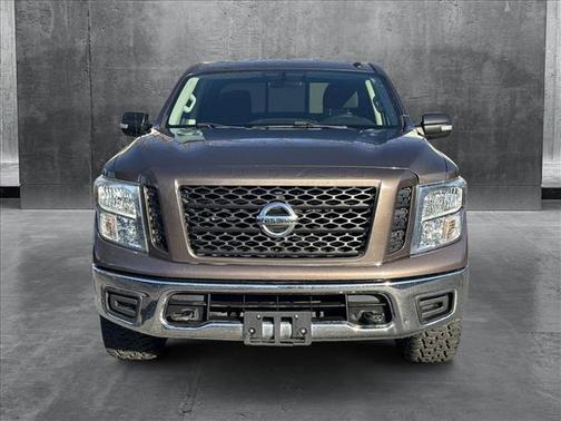 2019 Nissan Titan SV